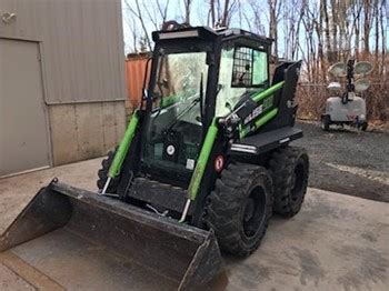 elise wheel skid steer